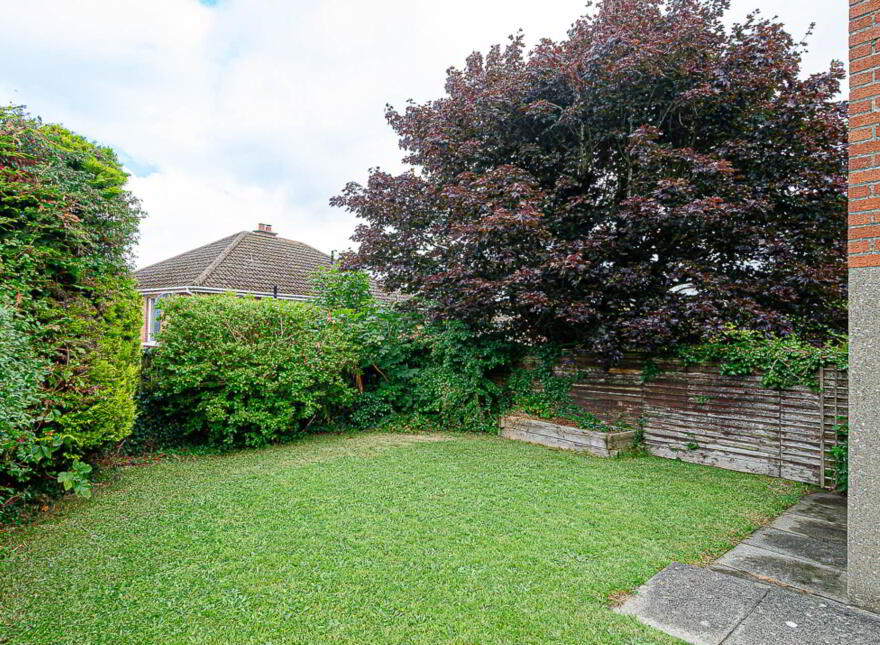 26 Delamont Park, Castlereagh, Belfast, BT6 9RJ