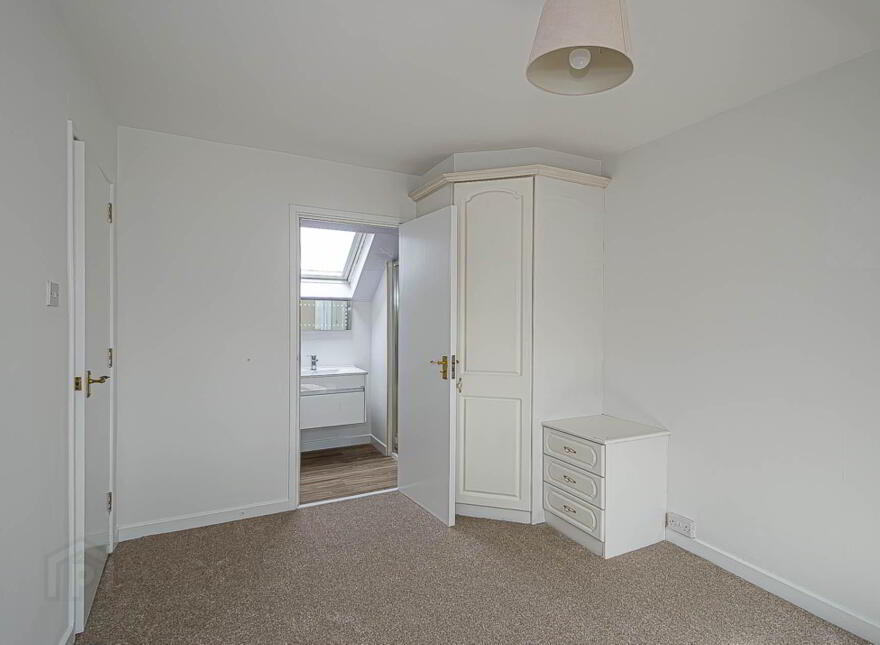 22 Glenview Heights, Castlereagh, Belfast, BT5 7NE
