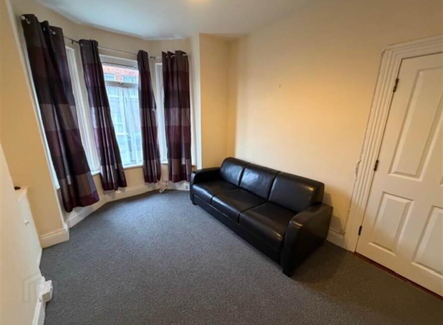 18 Ridgeway Street, Stranmillis, Belfast, BT9 5FB