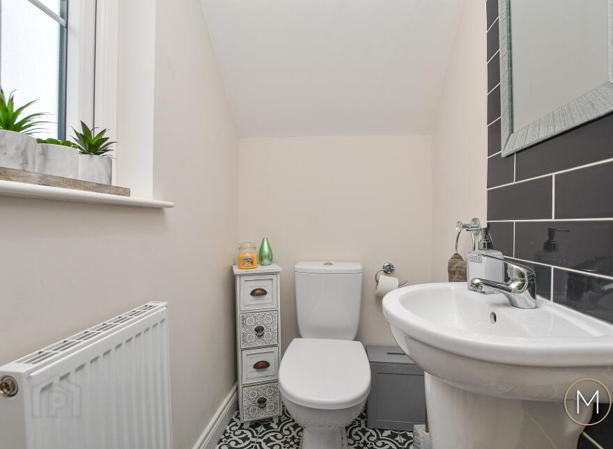 8 Ballyveigh Drive, Antrim, BT41 2FJ