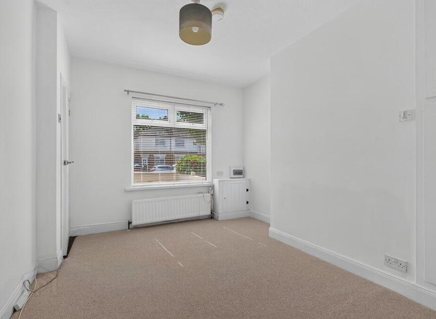 4 Dunraven Park, Belfast, BT5 5LF