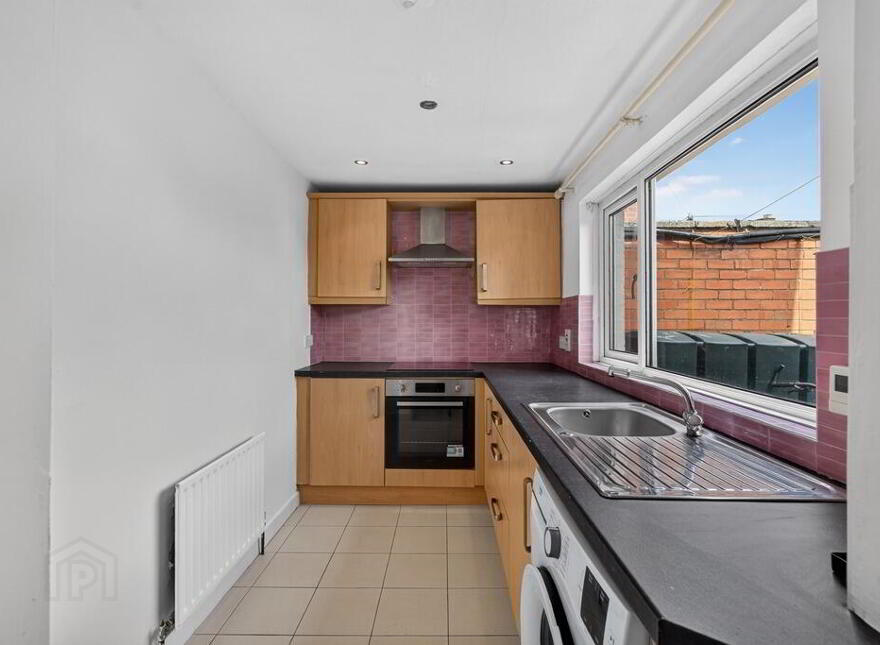 4 Dunraven Park, Belfast, BT5 5LF