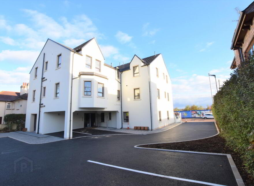 8 Lodge Grove, Lodge Road, Coleraine, BT52 1FJ
