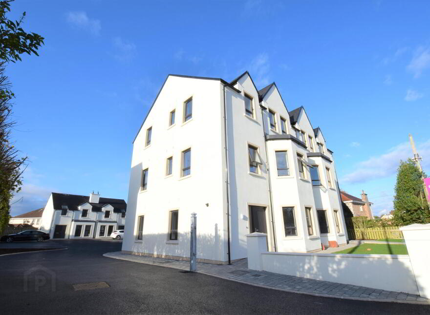 8 Lodge Grove, Lodge Road, Coleraine, BT52 1FJ