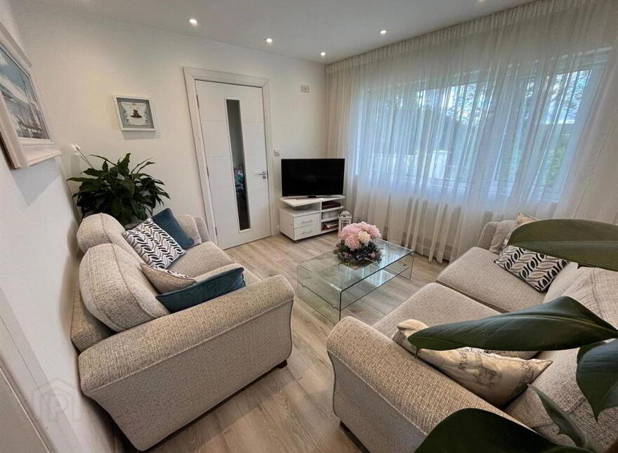 Ashburton Grove, Boher Buí Road, Ballaghaderreen, F45PX88