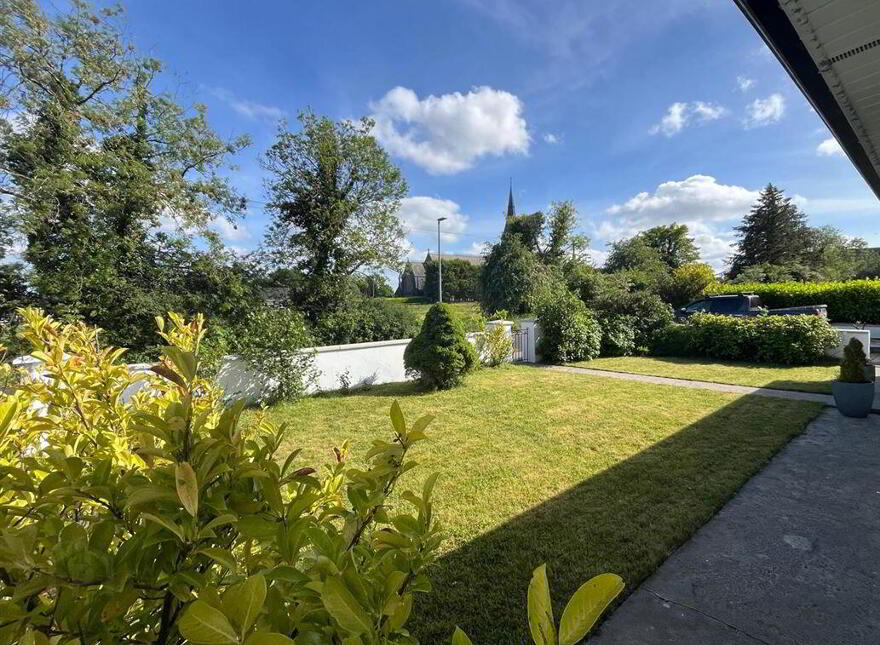Ashburton Grove, Boher Buí Road, Ballaghaderreen, F45PX88