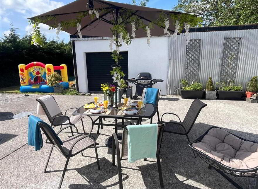 Ashburton Grove, Boher Buí Road, Ballaghaderreen, F45PX88