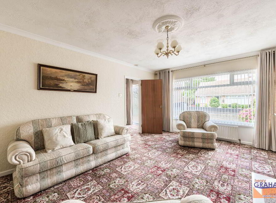 6 Wyncroft Gardens, Lisburn, BT28 2AU