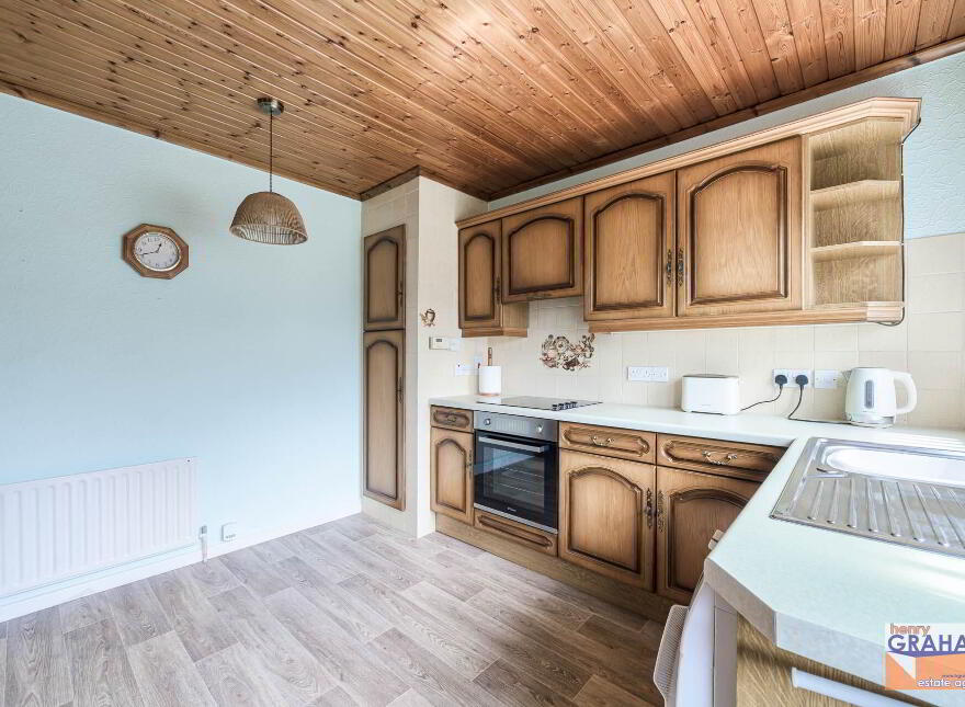 6 Wyncroft Gardens, Lisburn, BT28 2AU