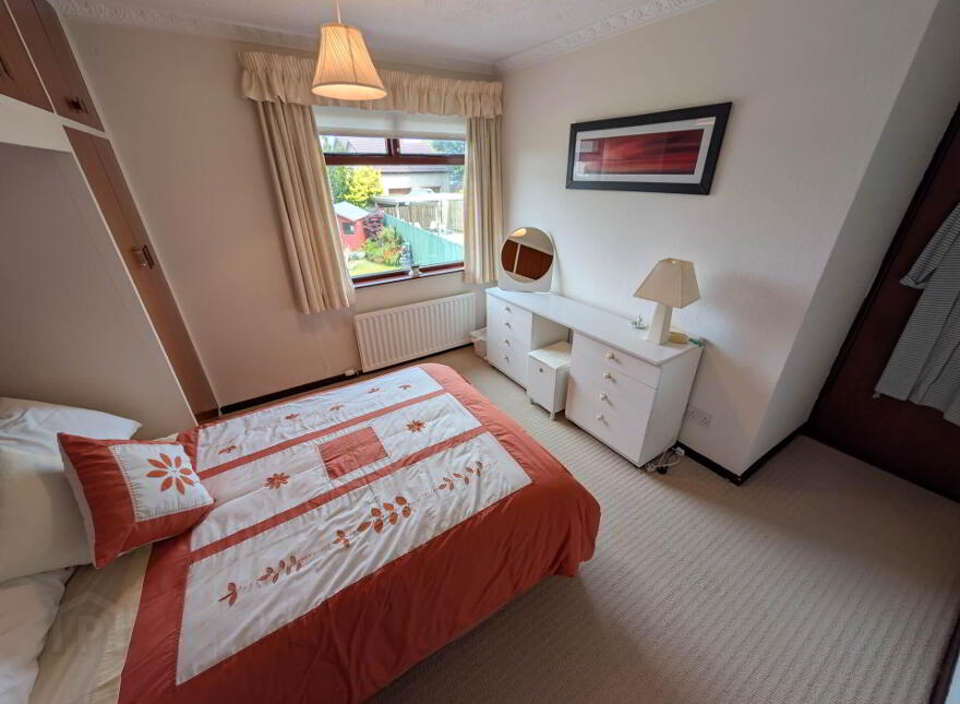 43 Killyglen Road, Larne, BT40 2HT