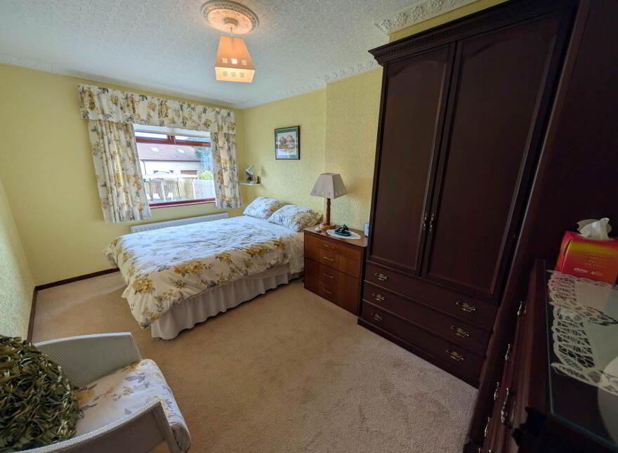 43 Killyglen Road, Larne, BT40 2HT