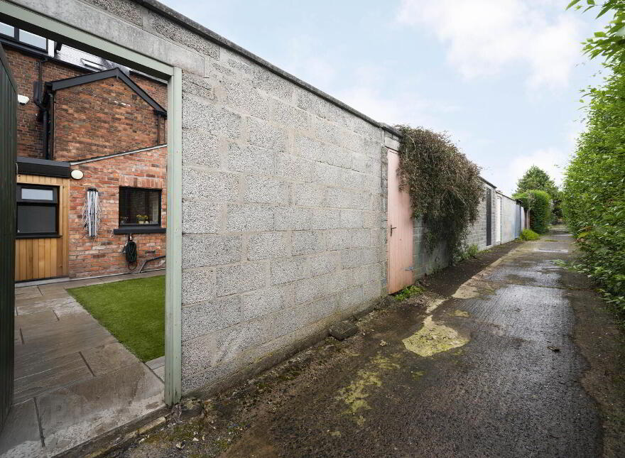9 Oakland Avenue, Belfast, BT4 3BW