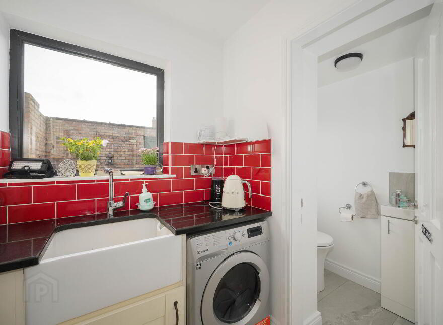 9 Oakland Avenue, Belfast, BT4 3BW