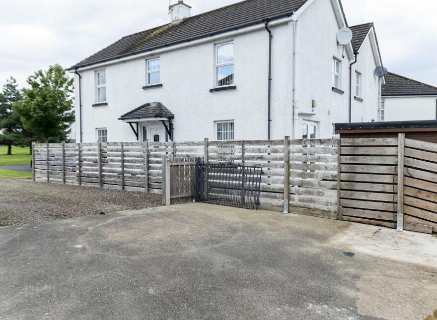 4 Elmwood Green, Castlederg, BT81 7GY