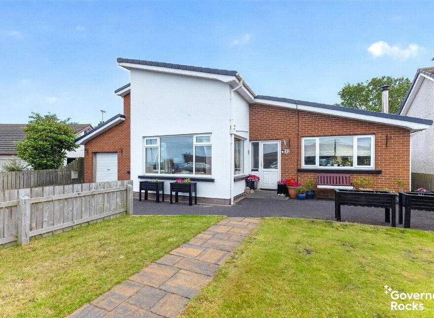 6 Ard-Na-Ree, Groomsport, BT19 6JL