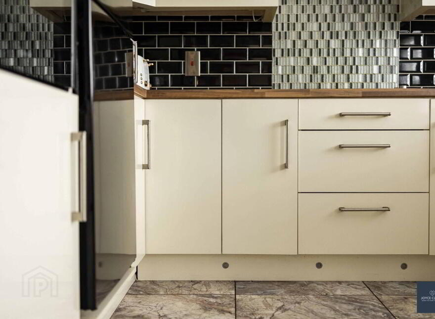 8d Moneyslane Road, Castlewellan, BT31 9PT