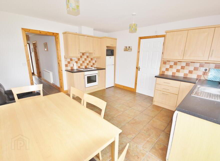 16 Beech Grove, Listowel, V31CR94
