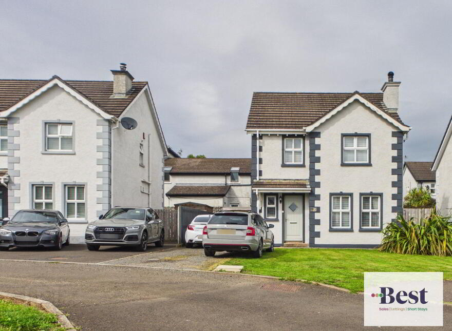 30 Oakdene, Larne, BT40 2FD