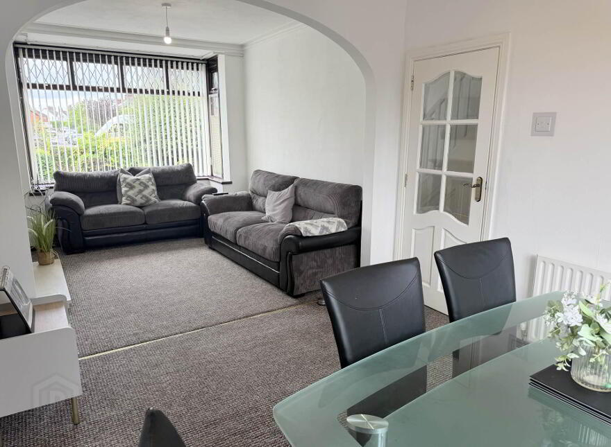 386 Castlereagh Road, Belfast, BT5 6AE