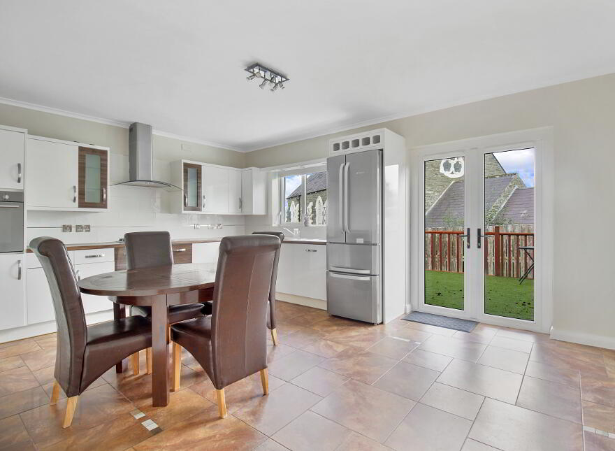 27 Orchard Grove, Newtowncunningham, F93W326