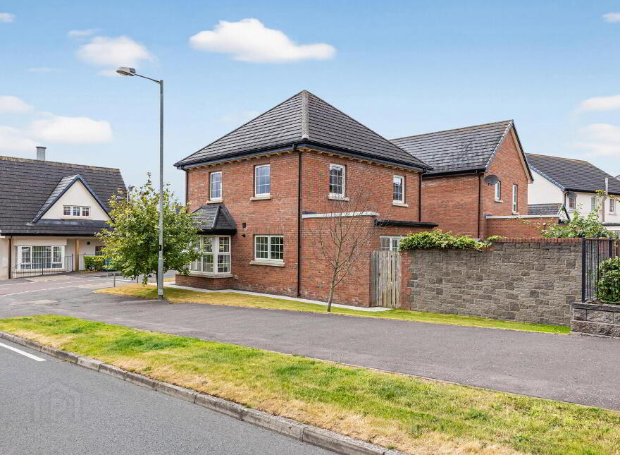 50 Millmount Village Crescent, Dundonald, Belfast, BT16 1YT