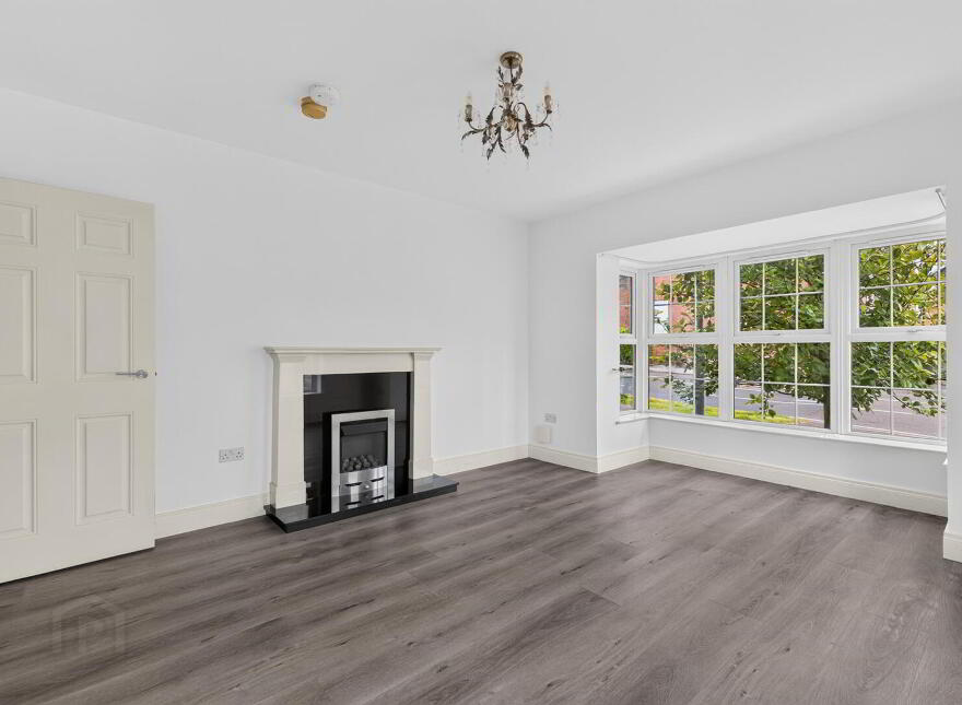 50 Millmount Village Crescent, Dundonald, Belfast, BT16 1YT