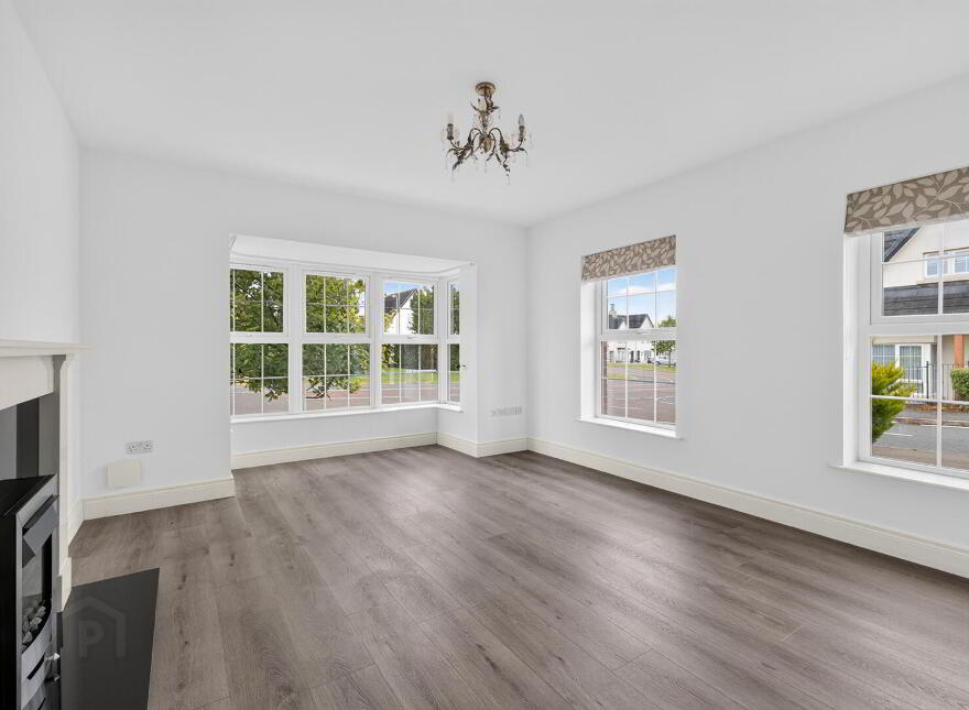 50 Millmount Village Crescent, Dundonald, Belfast, BT16 1YT