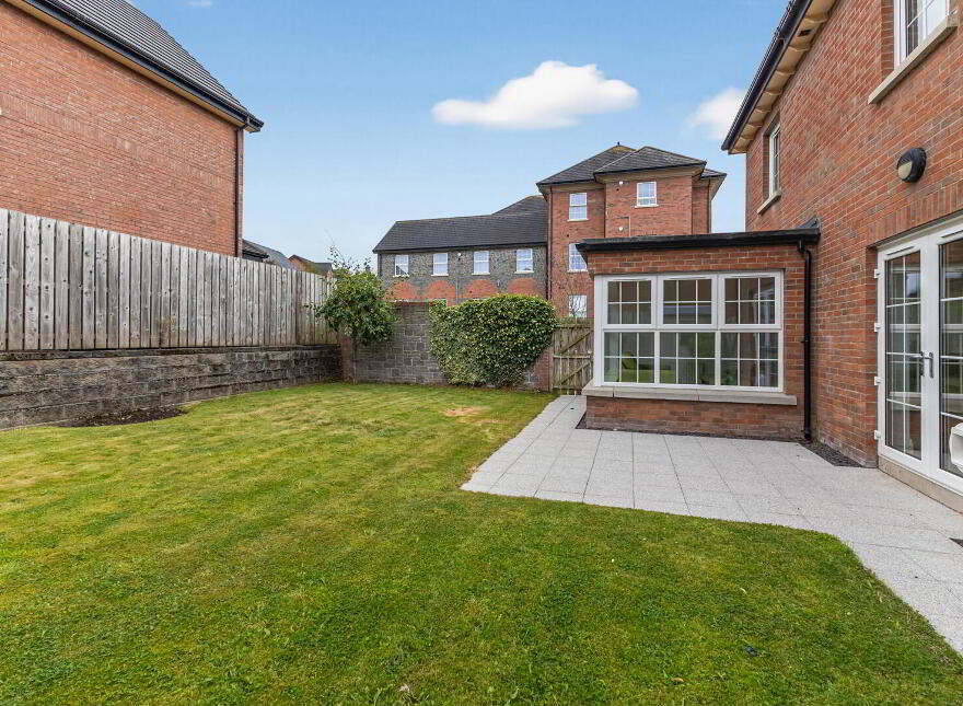 50 Millmount Village Crescent, Dundonald, Belfast, BT16 1YT