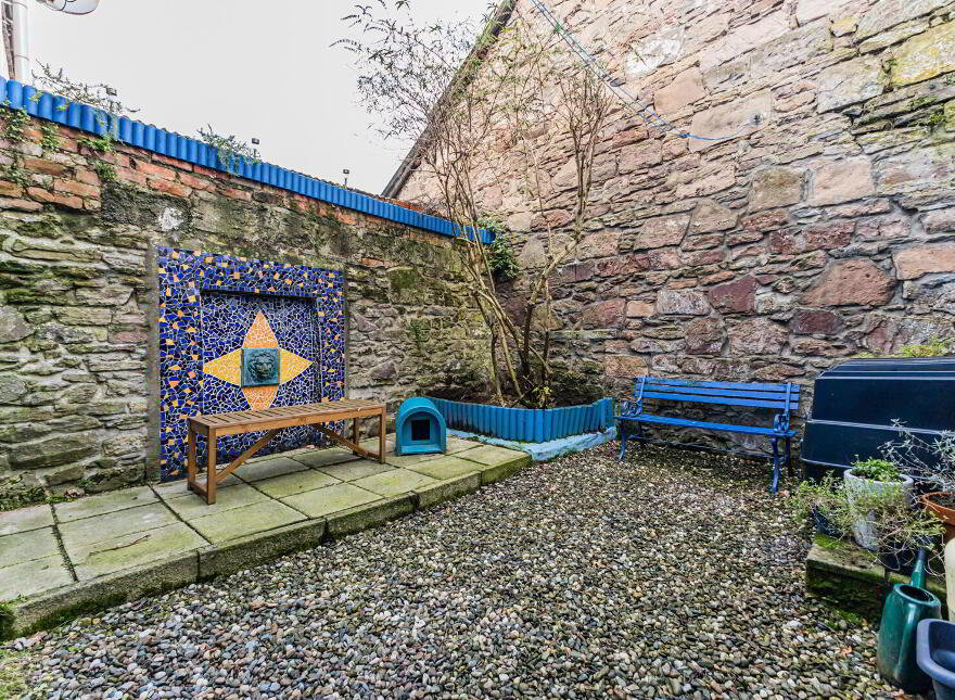 10 Brownlow Street, Comber, BT23 5ER