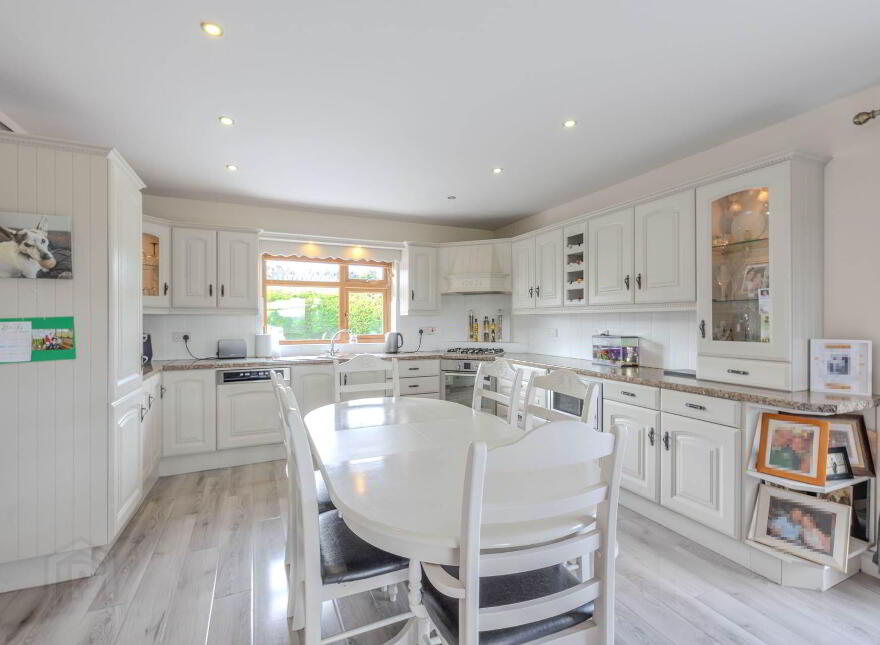 Crossrah, Mountnugent, A82W5R2