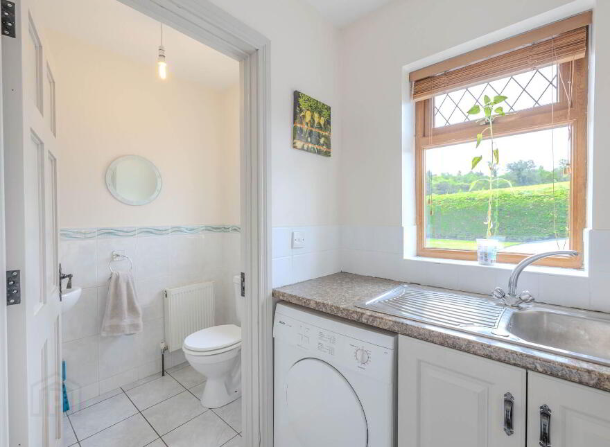 Crossrah, Mountnugent, A82W5R2