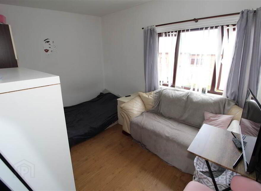 39b Arney Close, Belfast, BT6 0EL