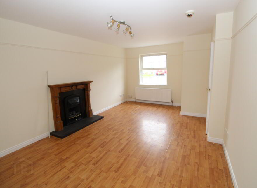 17 Strone Park, Dundonald, BT16 1UW
