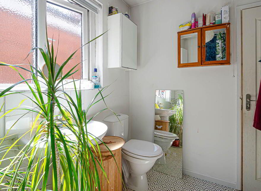 50 Rosebery Road, Ravenhill, Belfast, BT6 8JE
