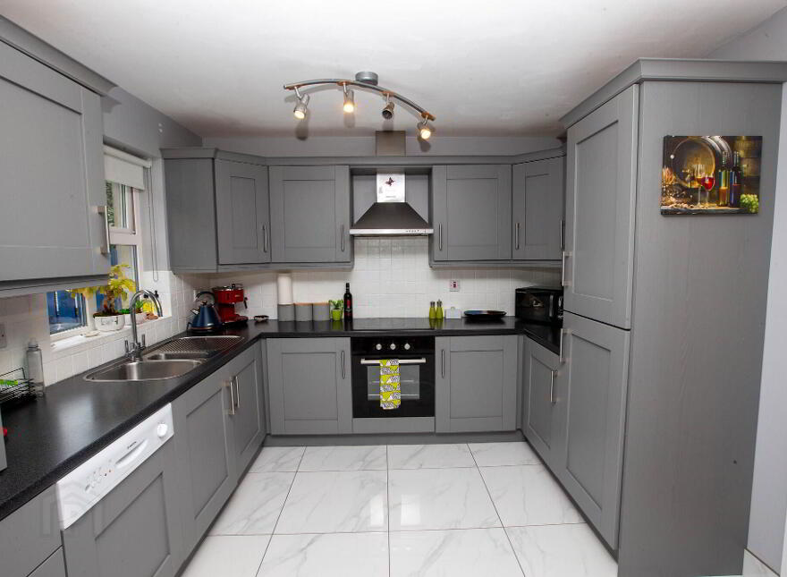 6 Roden Court, Bryansford, Newcastle, BT33 0RE