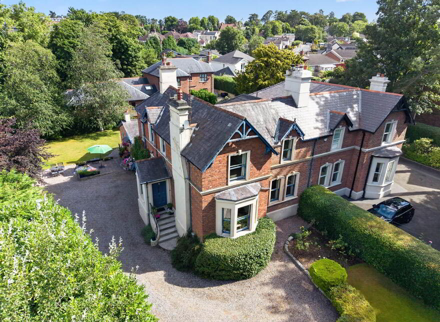 38 North Circular Road, Lisburn, BT28 3AH