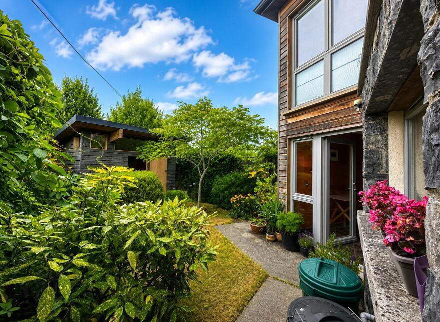 1 Friars Hill Mews, Waterford Road, Thomastown, R95WR24
