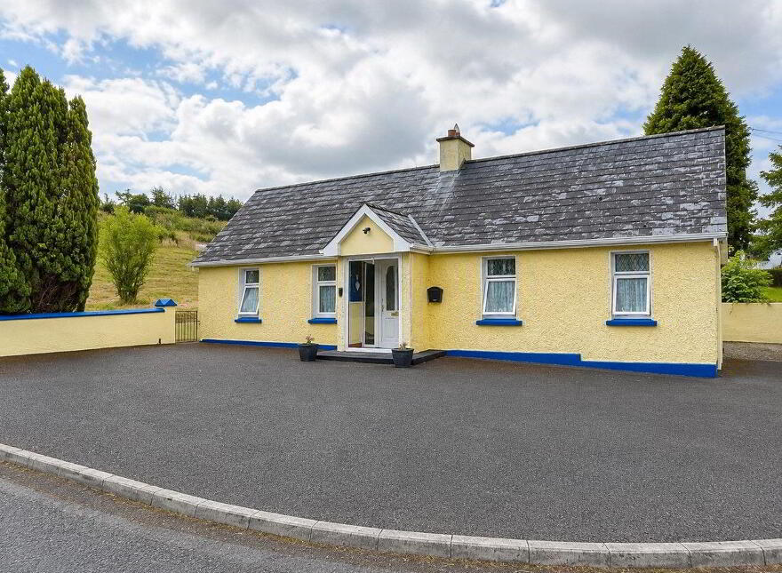 Lough Bo Crossroads, Riverstown, F52XF79