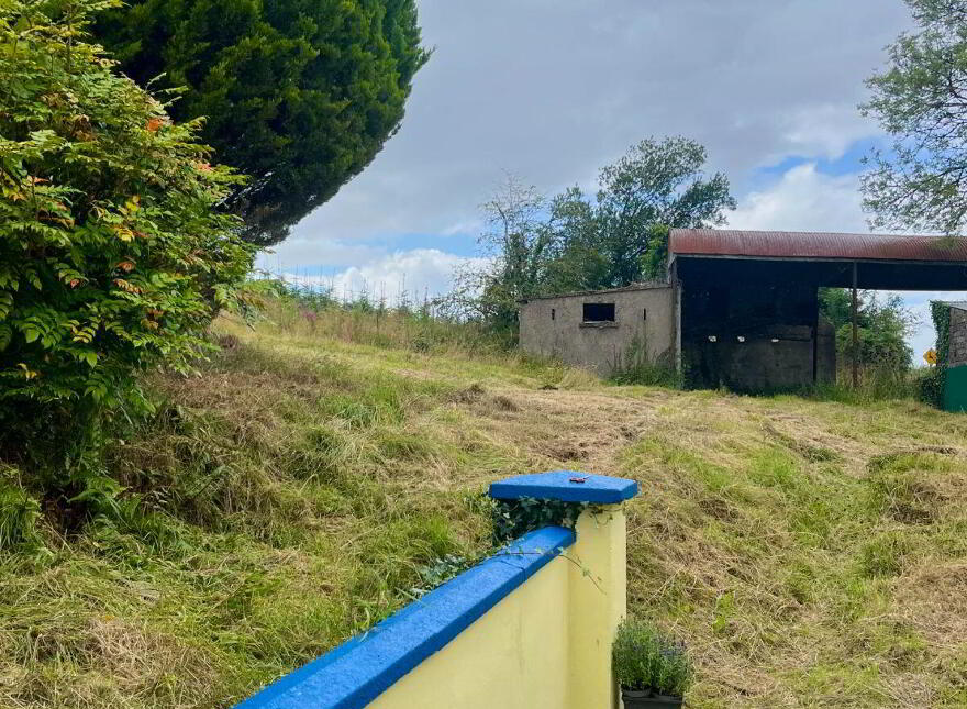 Lough Bo Crossroads, Riverstown, F52XF79