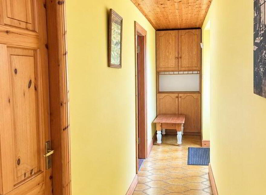 Lough Bo Crossroads, Riverstown, F52XF79
