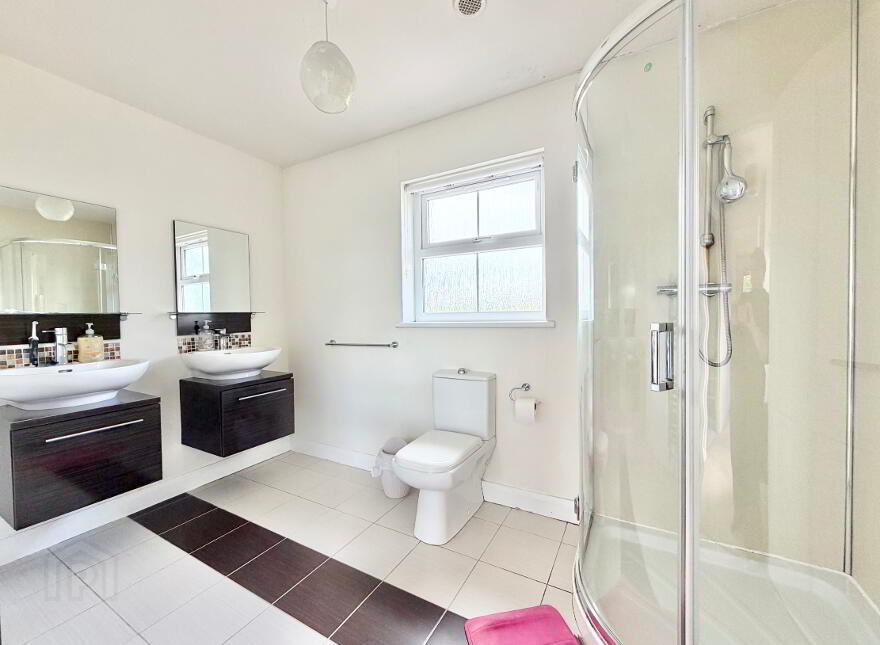 37 Kingarrow Road, Omagh, BT79 7TX
