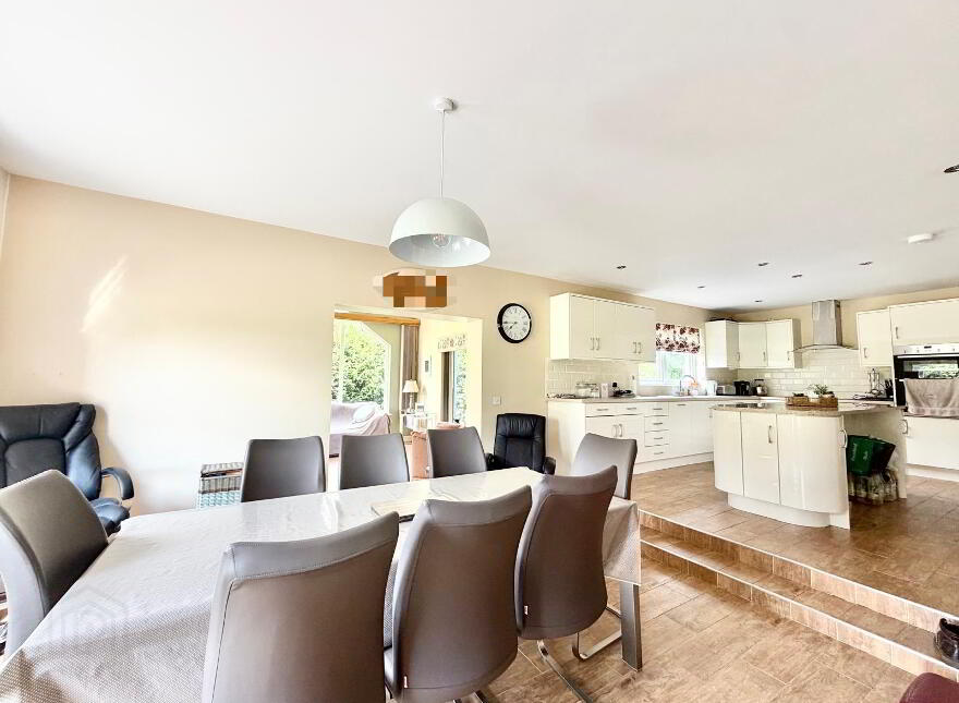 37 Kingarrow Road, Omagh, BT79 7TX
