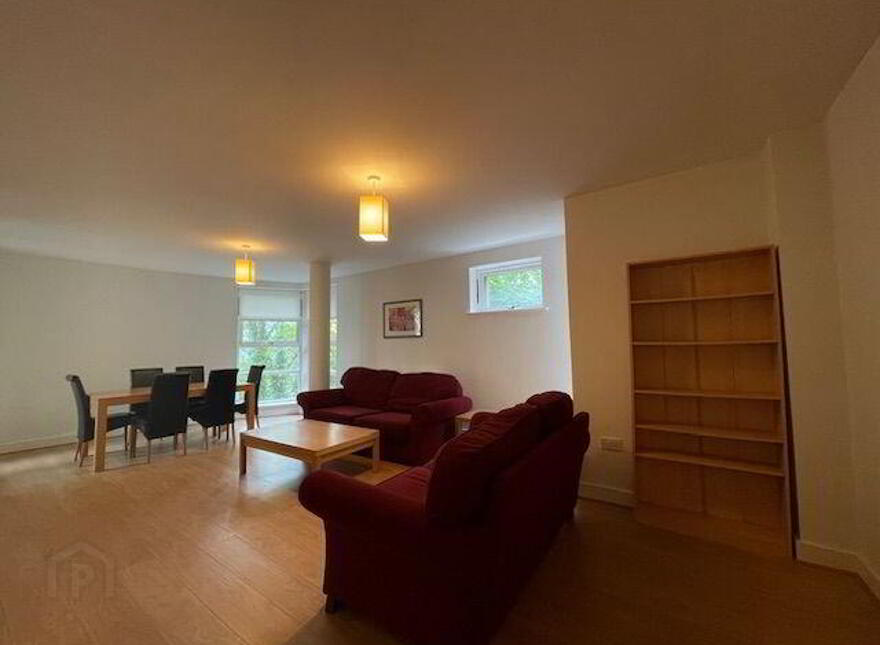 Dundrum Gate, Dundrum, Dundrum, D16W665