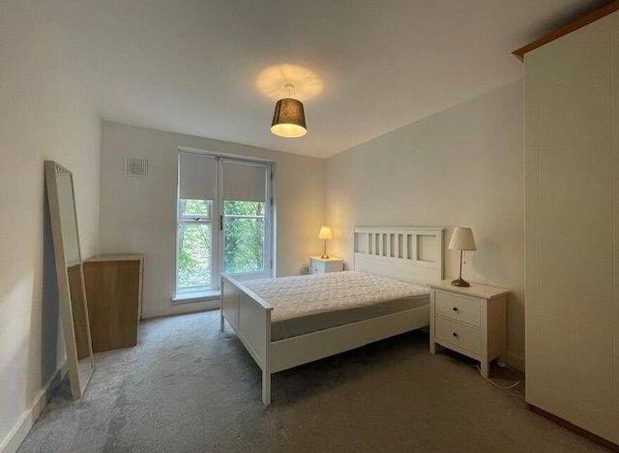 Dundrum Gate, Dundrum, Dundrum, D16W665
