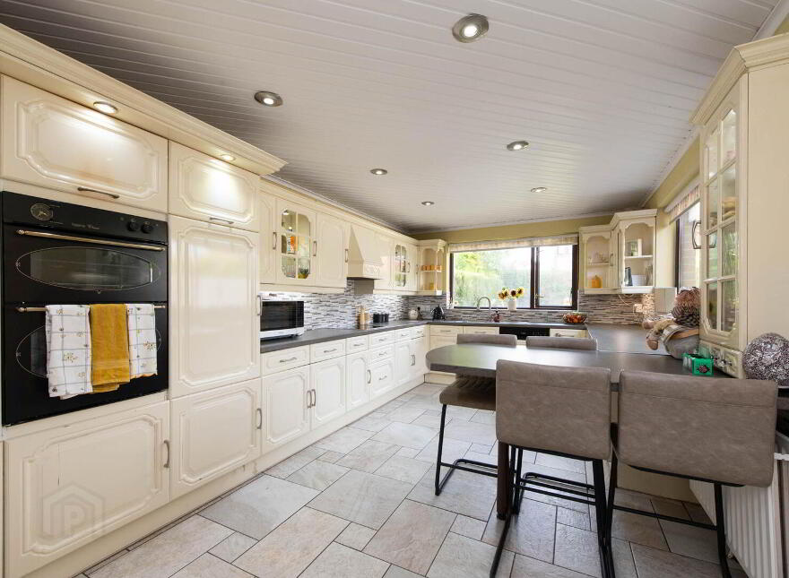 12 Hillview Drive, Newtownabbey, BT36 5HG