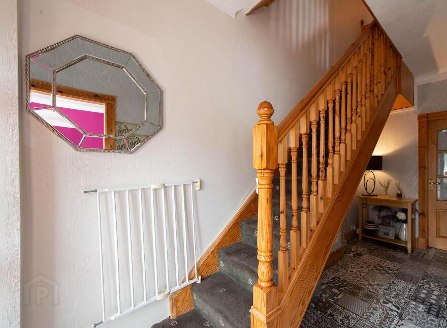 12 Hillview Drive, Newtownabbey, BT36 5HG