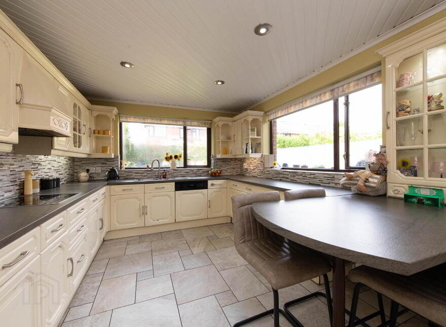 12 Hillview Drive, Newtownabbey, BT36 5HG
