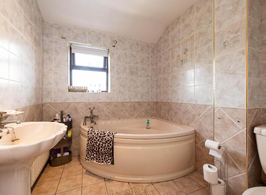 12 Hillview Drive, Newtownabbey, BT36 5HG