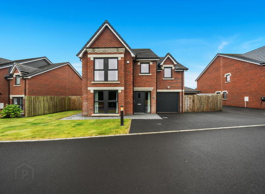 3 Baronsgrange Street, Carryduff, Belfast, BT8 8SF