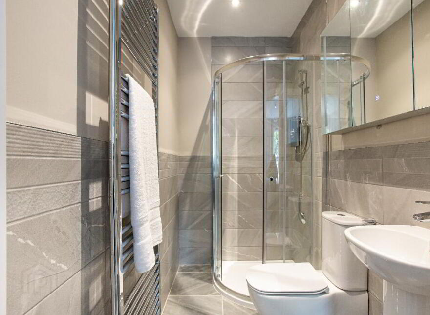 Apt 14, 1 Rosepark Gardens, Lesley Park Royal, Belfast, BT5 7LW